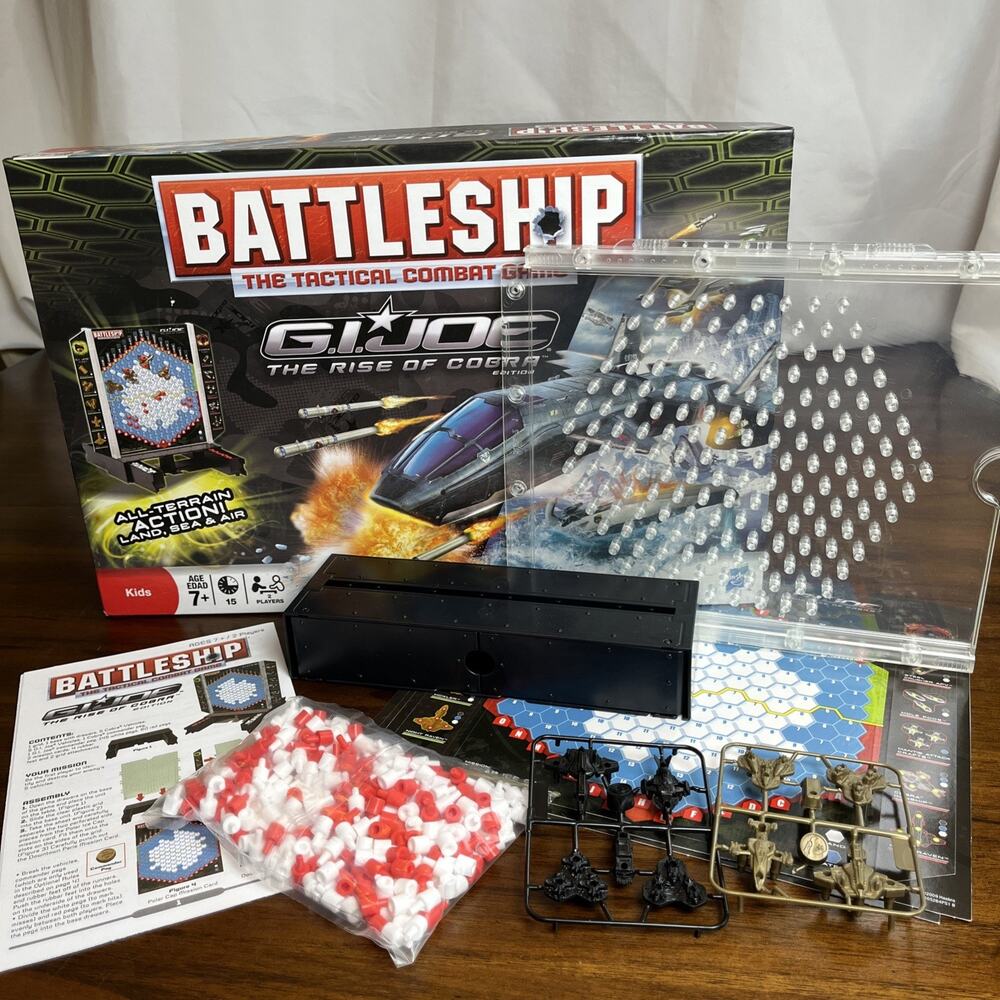 Battleship The Tactical Combat Game G.I. Joe Rise of Cobra Edition - Hasbro 2009